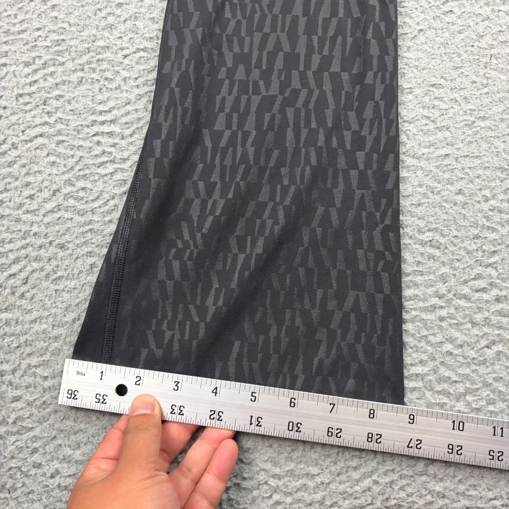 Lululemon Groove Super High Rise Flare Leggings Sz 2 Segment Embossed Nulu Pants